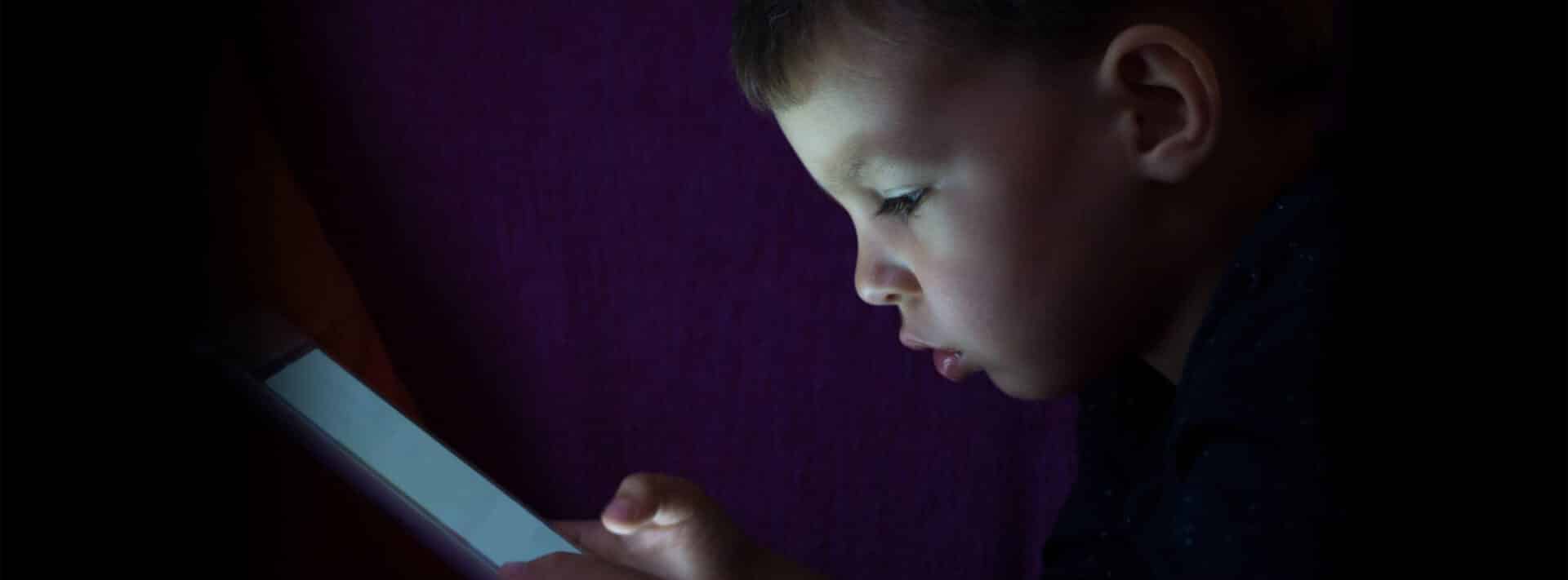 How Technology Helps to Combat The Negative Effects of Blue Light