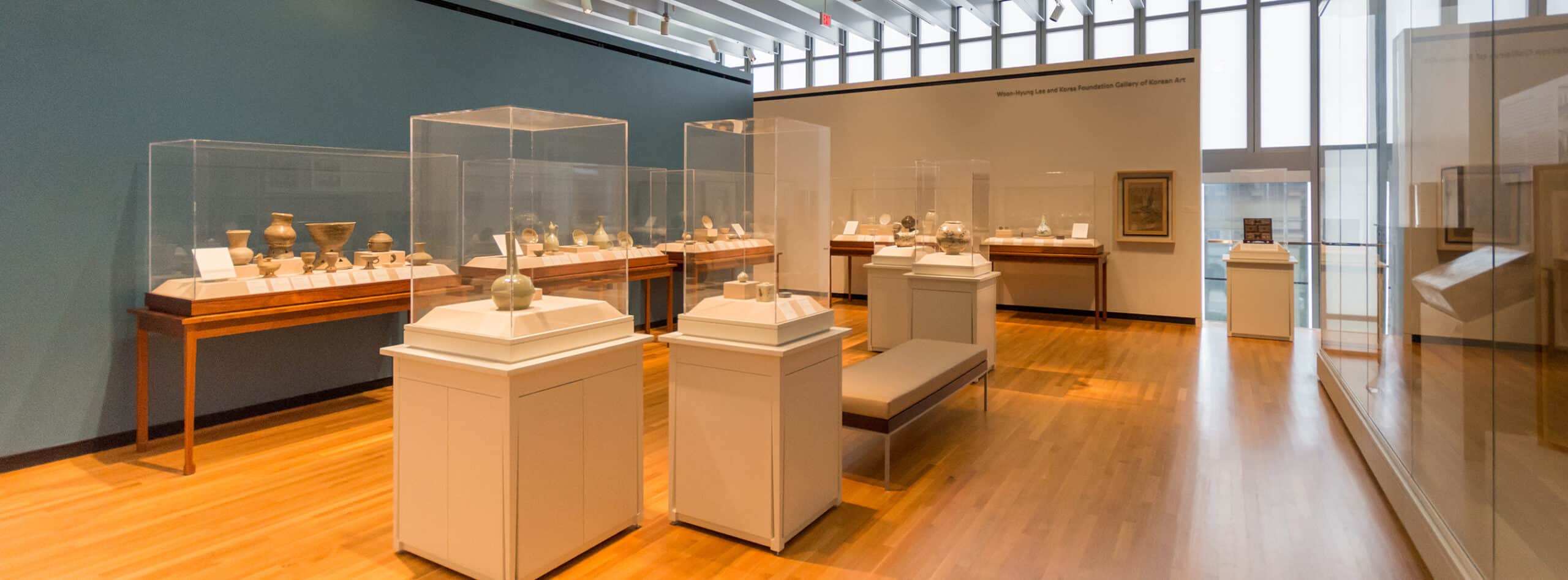 Reinventing the University Museum Experience with a Sustainable Lighting Approach