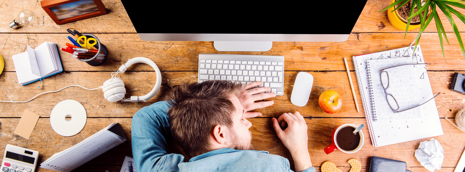 Is Daylight Savings Making Cyberloafing an Even Bigger Workplace Issue?